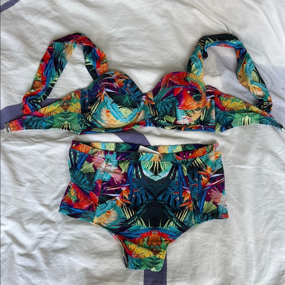Tropical Print Bikini Set - image 1